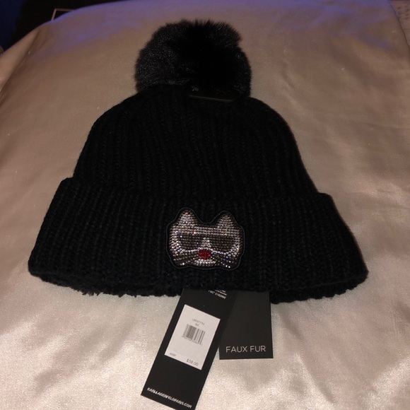 Karl Lagerfeld Paris Black Ribbed Beanie Choupette Patch Faux Fur Pom Pom OS NWT - Picture 1 of 16